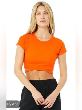 ALO YOGA HALO CROP TEE, XS NWT